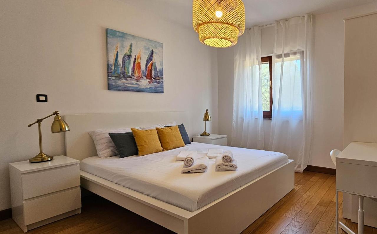 Apartment Bluemare B3 With Shared Pool Ližnjan 외부 사진